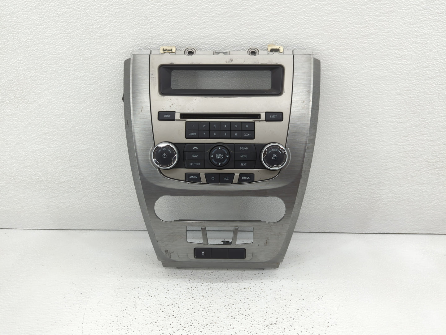 2010-2012 Ford Fusion Radio Control Panel - Oemusedautoparts1.com