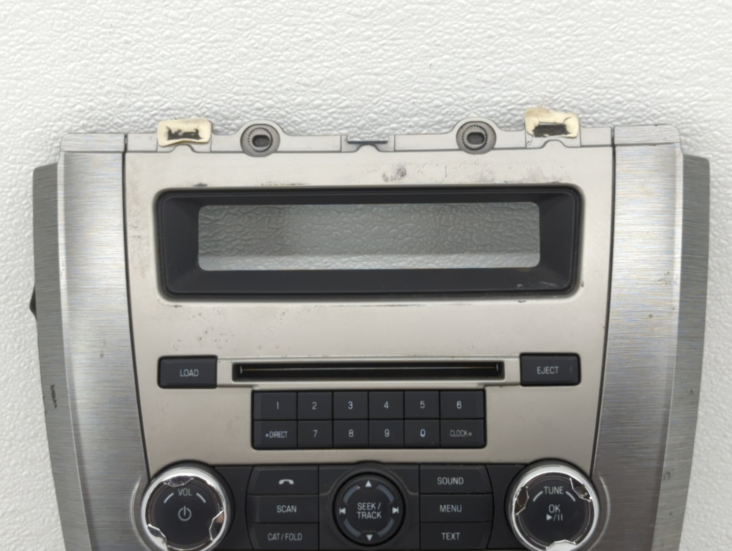 2010-2012 Ford Fusion Radio Control Panel - Oemusedautoparts1.com