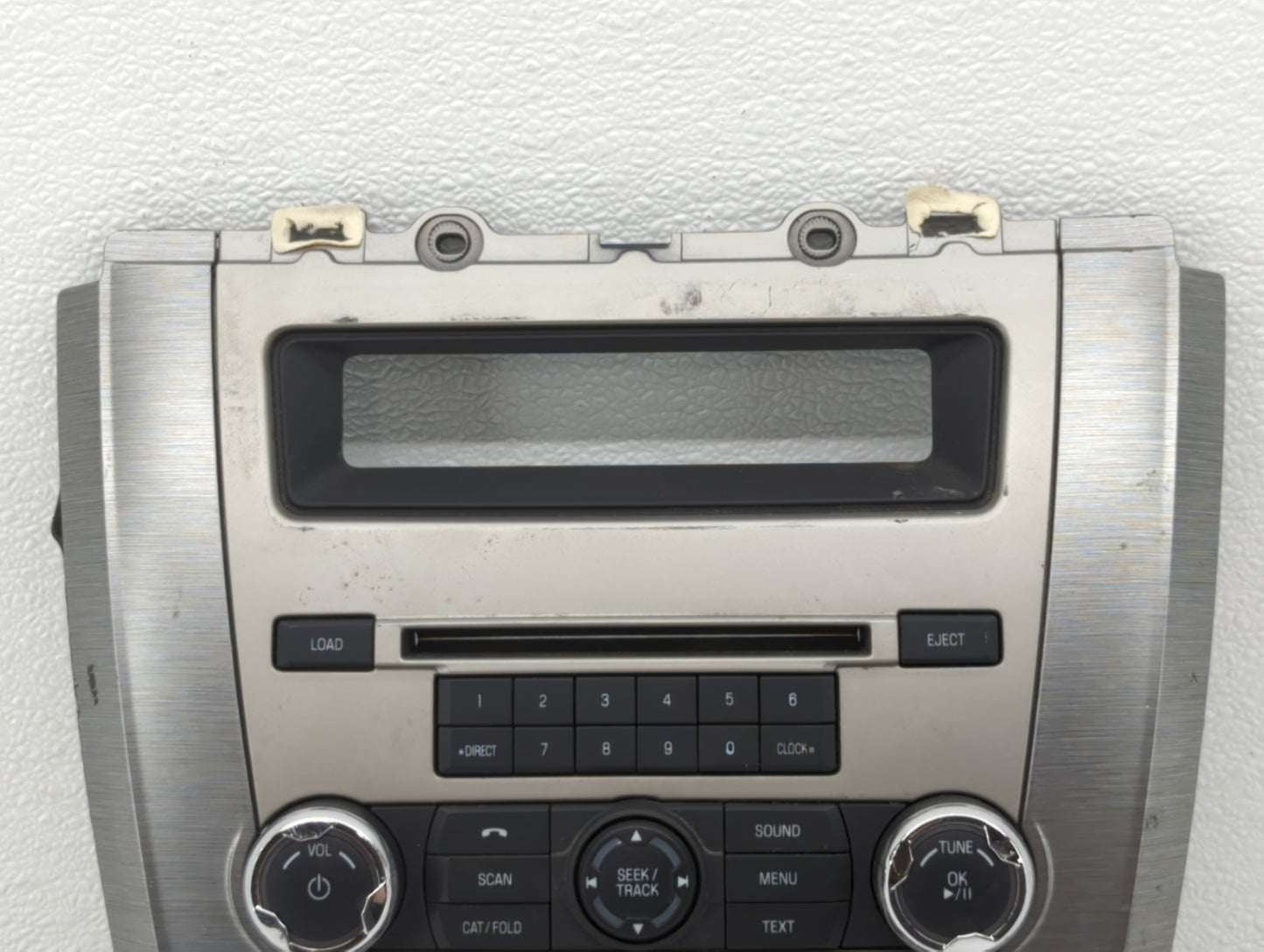 2010-2012 Ford Fusion Radio Control Panel - Oemusedautoparts1.com