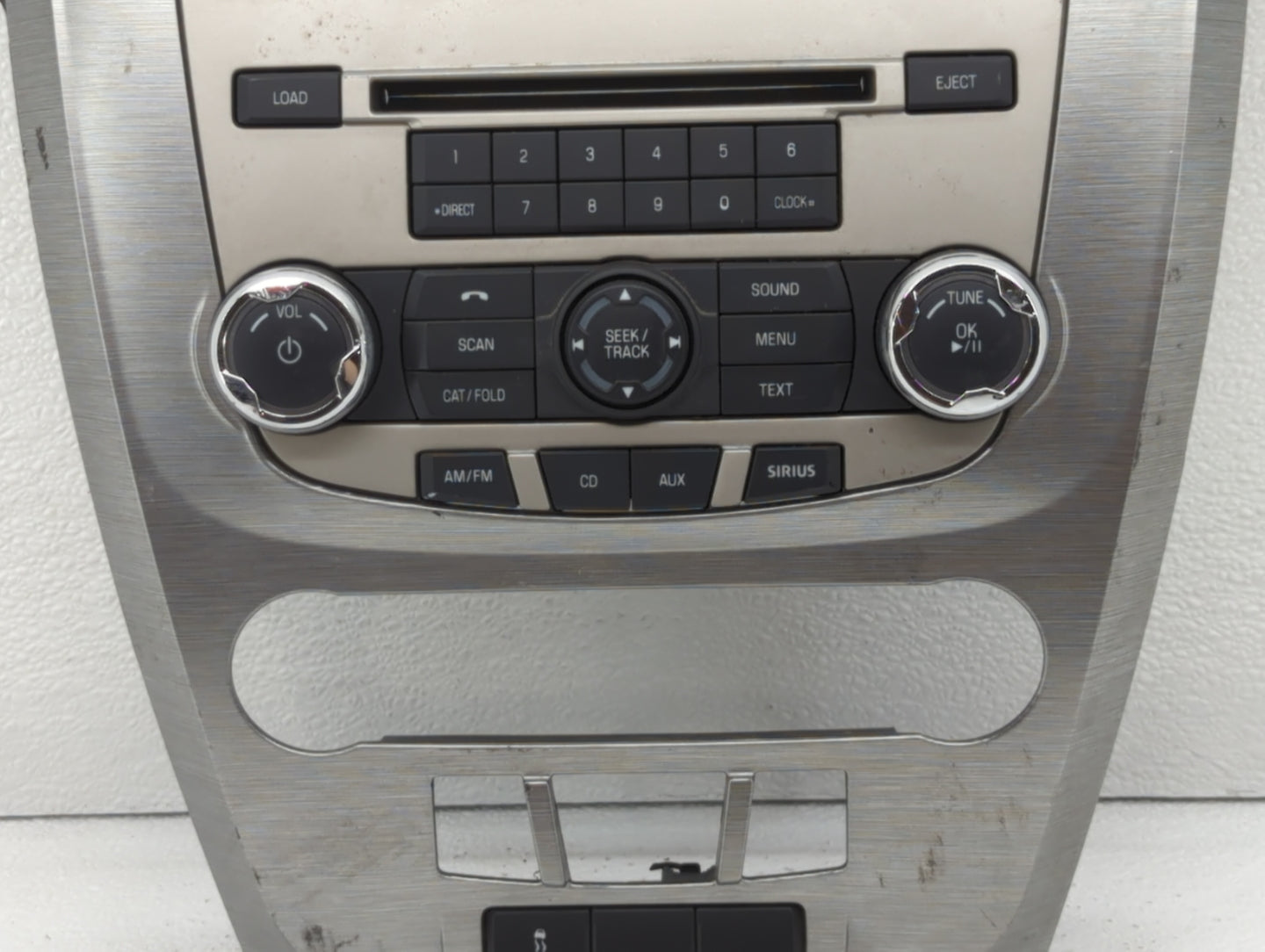 2010-2012 Ford Fusion Radio Control Panel - Oemusedautoparts1.com