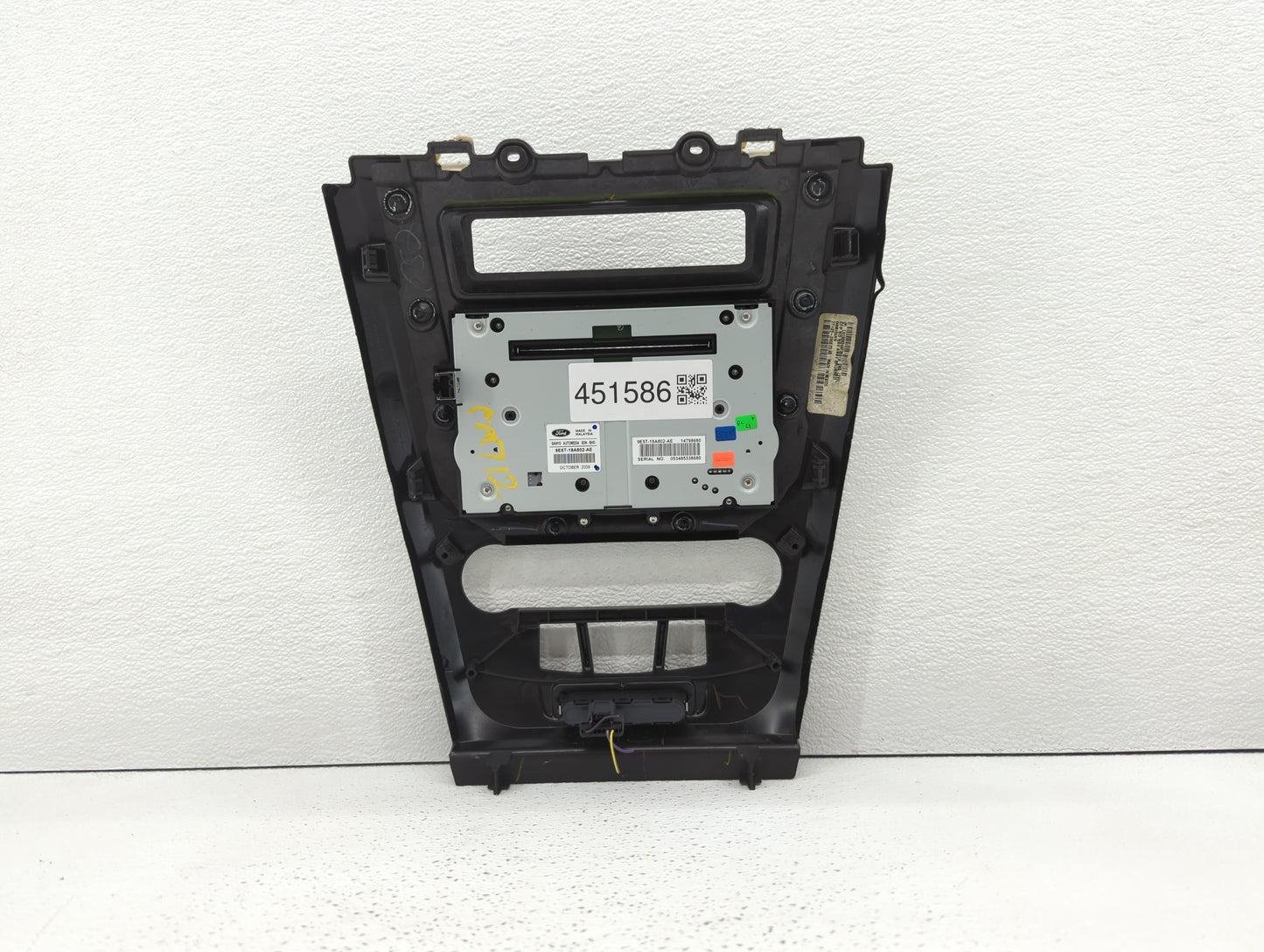 2010-2012 Ford Fusion Radio Control Panel - Oemusedautoparts1.com