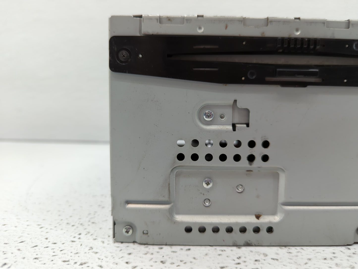 2010-2010 Ford Fusion Am Fm Cd Player Radio Receiver - Oemusedautoparts1.com