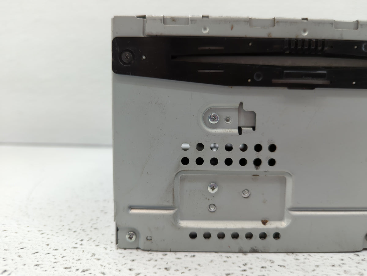 2010-2010 Ford Fusion Am Fm Cd Player Radio Receiver 451786 - Oemusedautoparts1.com