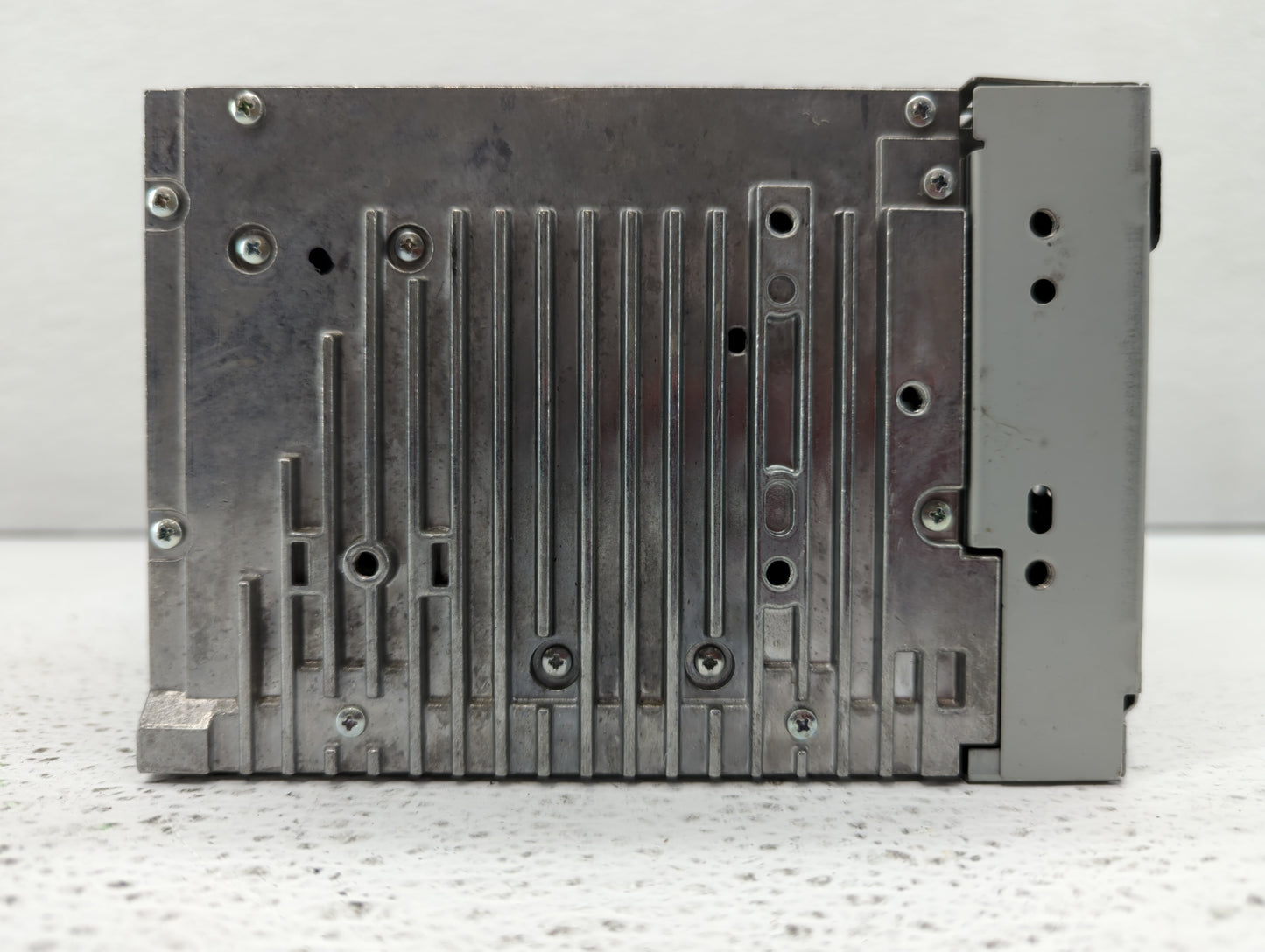 2010-2010 Ford Fusion Am Fm Cd Player Radio Receiver - Oemusedautoparts1.com