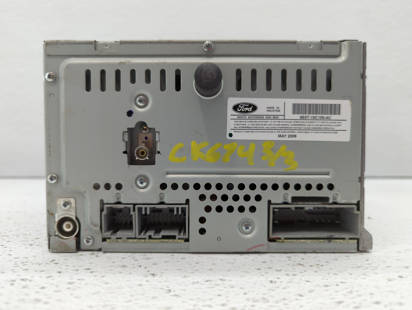 2010-2010 Ford Fusion Am Fm Cd Player Radio Receiver - Oemusedautoparts1.com