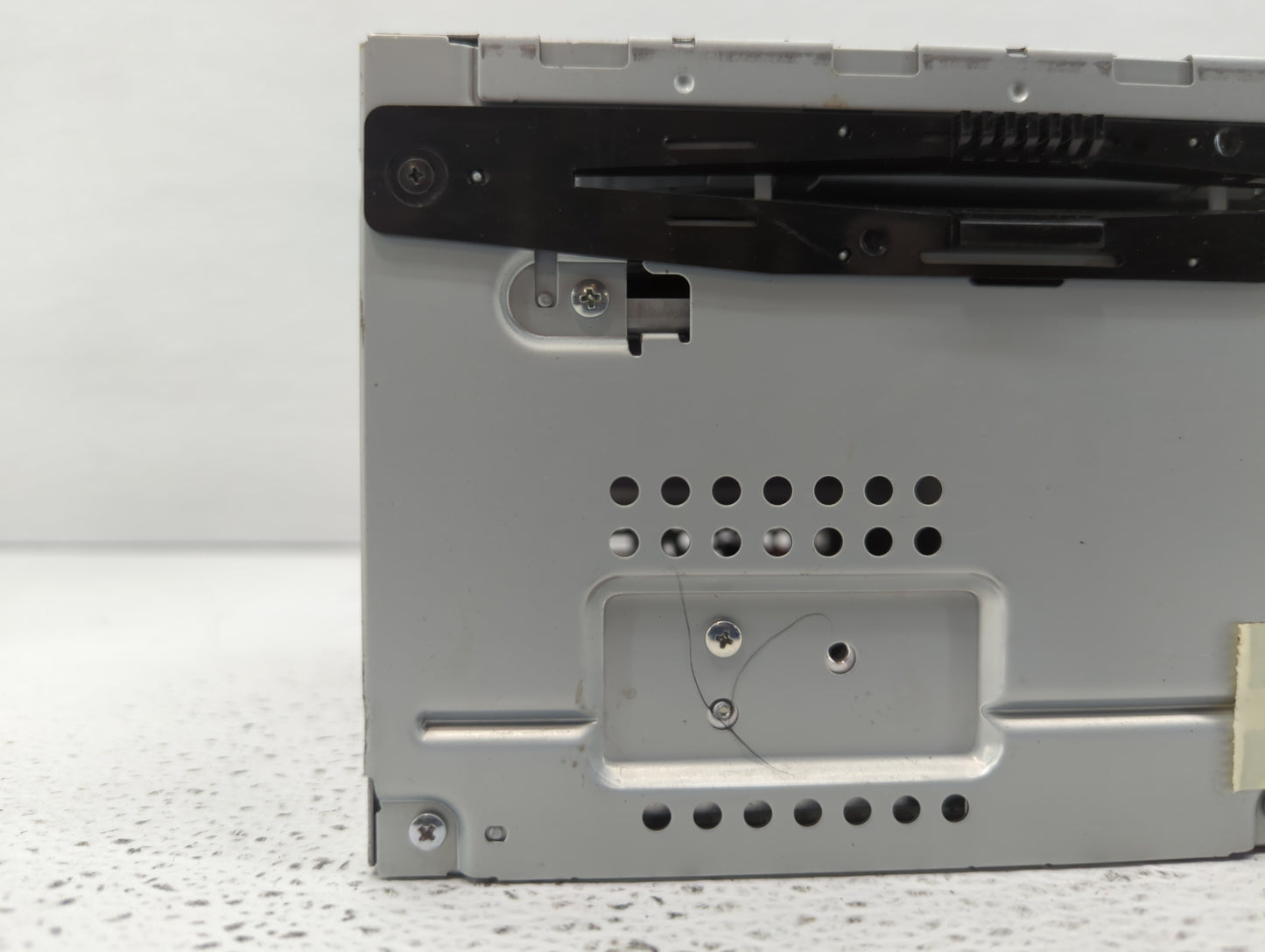 2010-2010 Ford Fusion Am Fm Cd Player Radio Receiver - Oemusedautoparts1.com