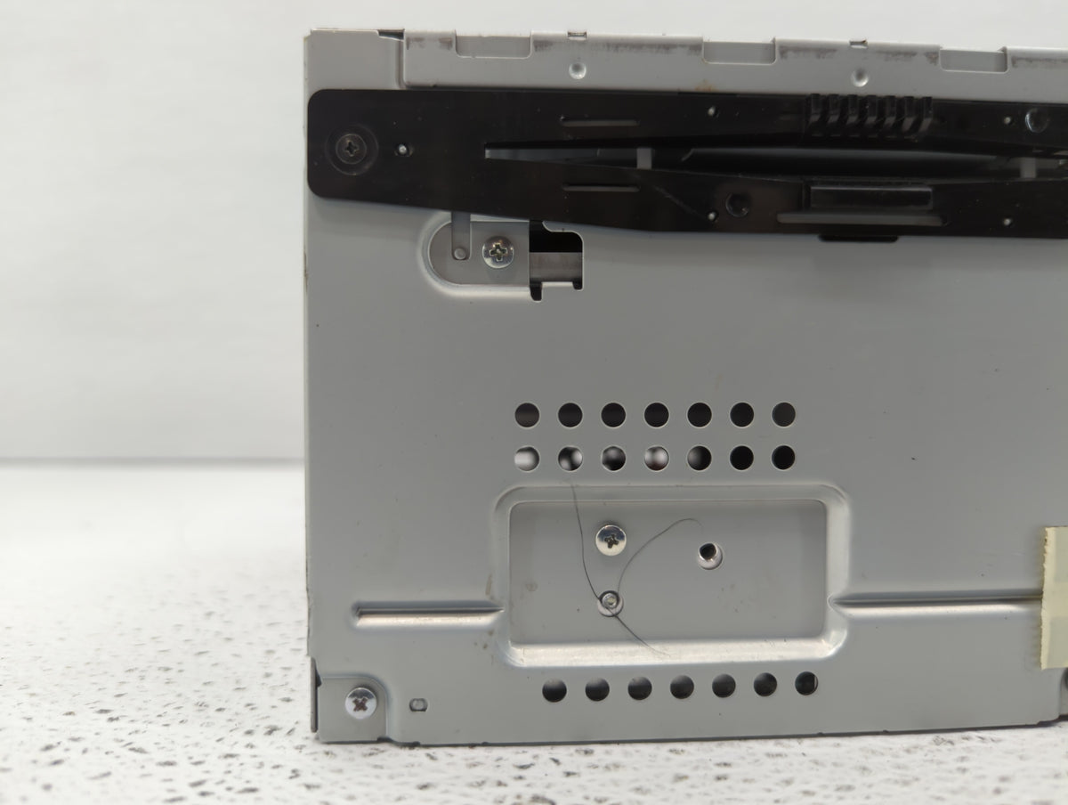 2010-2010 Ford Fusion Am Fm Cd Player Radio Receiver 451906 - Oemusedautoparts1.com