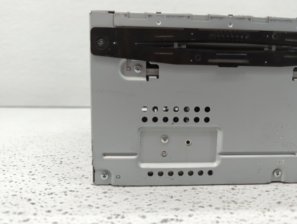 2010-2010 Ford Fusion Am Fm Cd Player Radio Receiver 452032 - Oemusedautoparts1.com