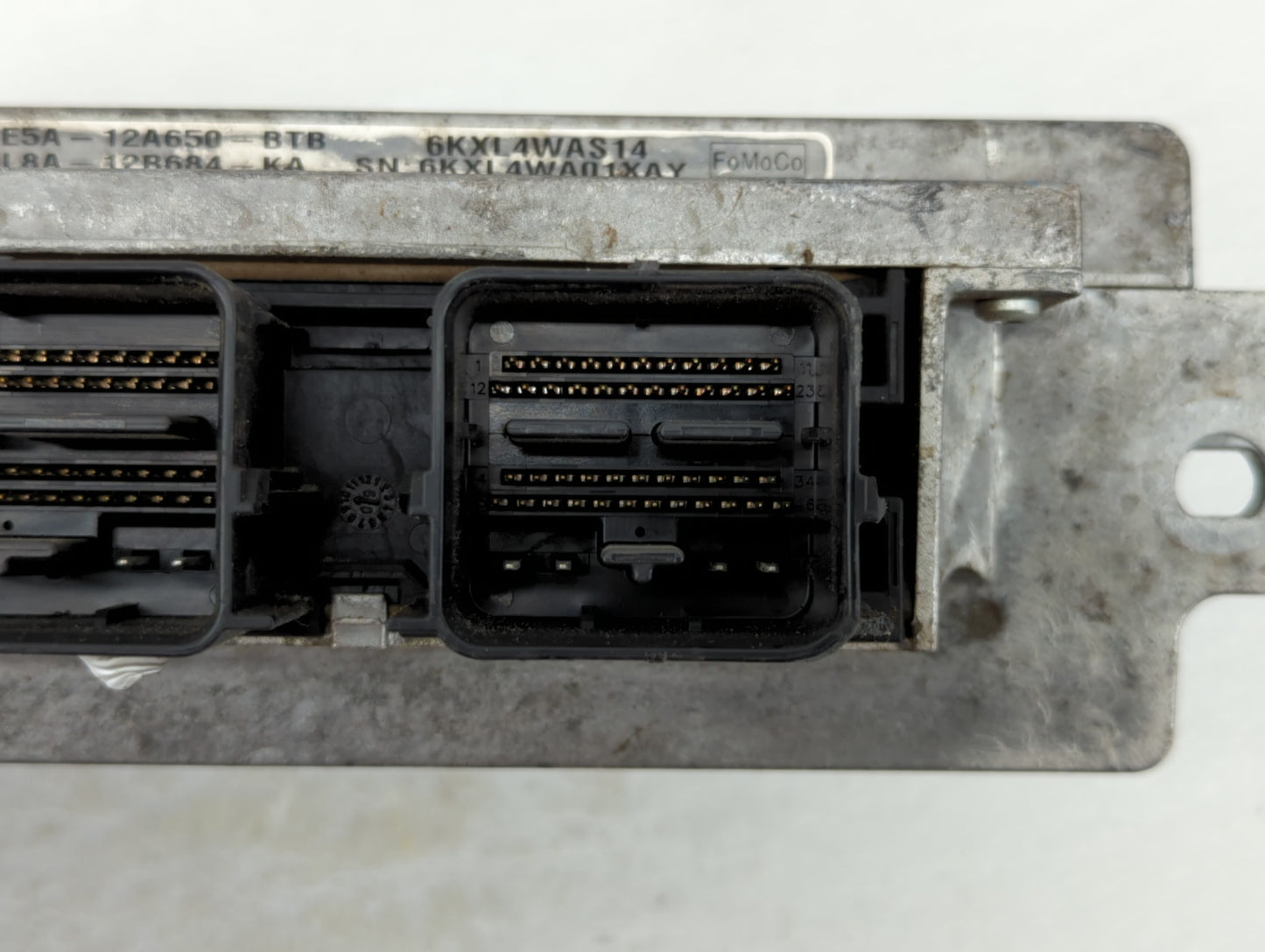 2010 Ford Fusion PCM Engine Control Computer ECU ECM PCU OEM P/N:AE5A-12A650-BTB AE5A-12A650-BEB, AE5A-12A650-CSA Fits OEM U