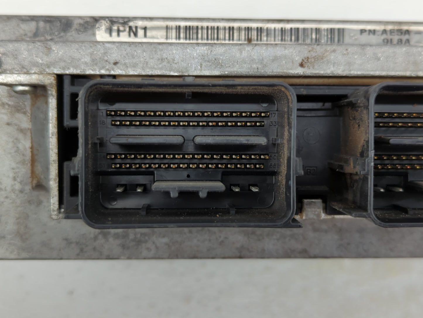 2010 Ford Fusion PCM Engine Control Computer ECU ECM PCU OEM P/N:AE5A-12A650-BTB AE5A-12A650-BEB, AE5A-12A650-CSA Fits OEM U