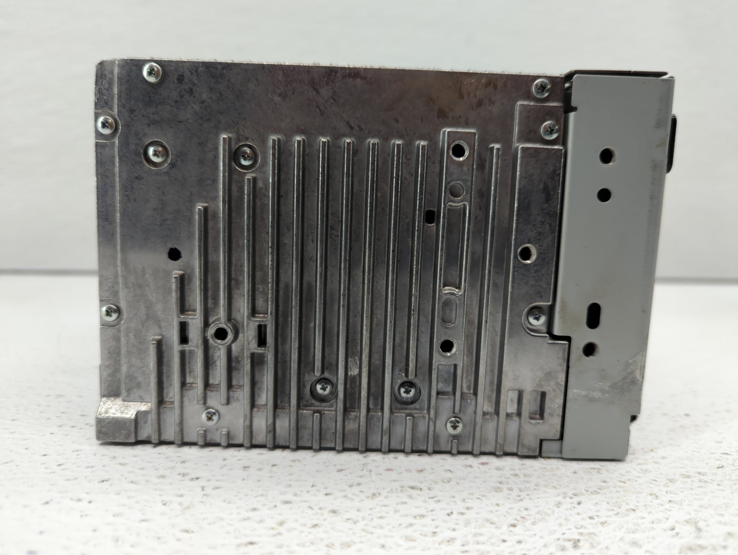 2010-2010 Ford Fusion Am Fm Cd Player Radio Receiver - Oemusedautoparts1.com