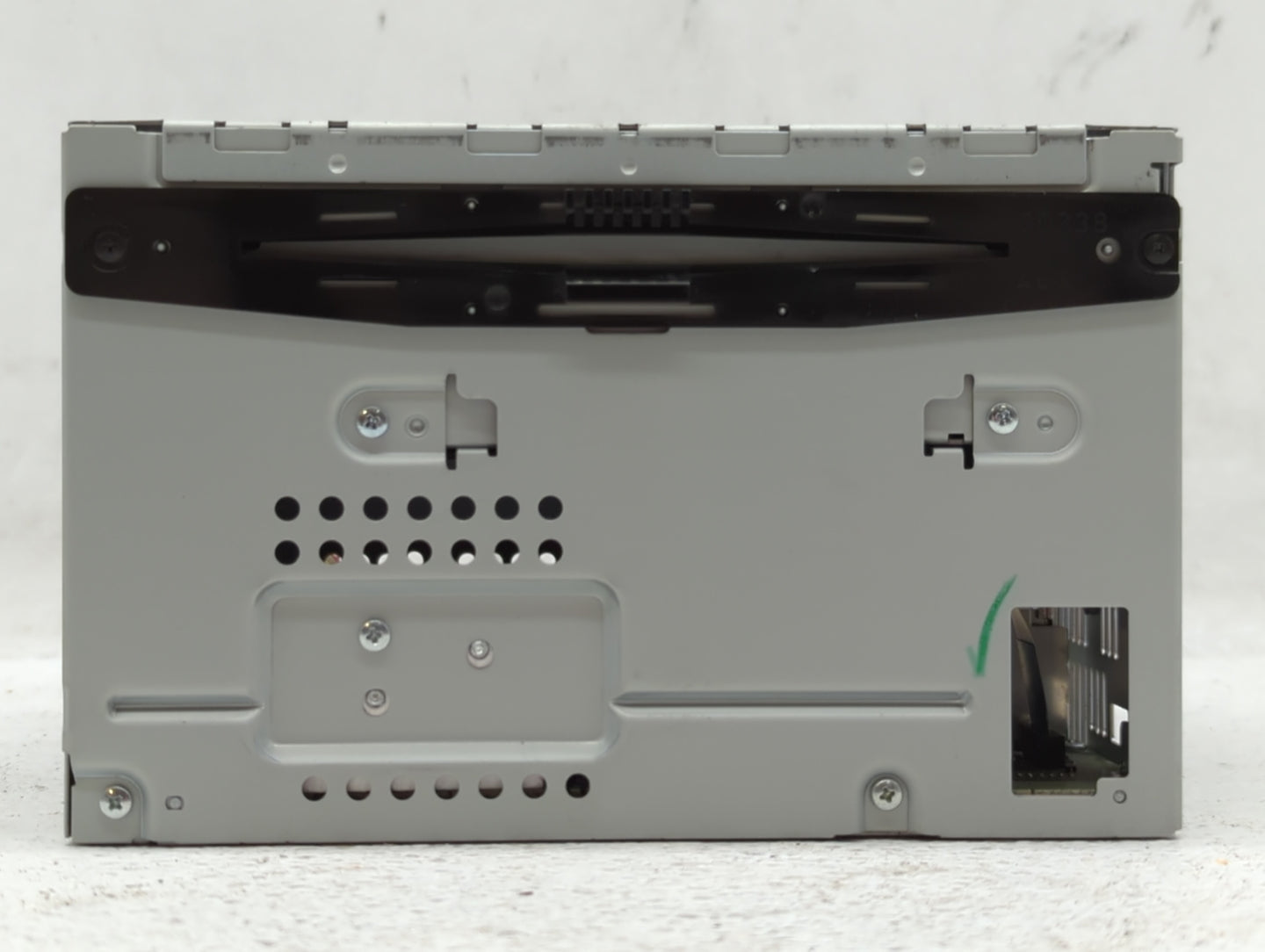 2010-2010 Ford Fusion Am Fm Cd Player Radio Receiver - Oemusedautoparts1.com