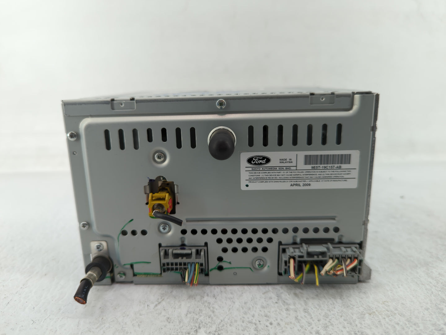 2010 Ford Fusion Radio AM FM Cd Player Receiver Replacement P/N:9E5T-19C157-AC 9E5T-19C157-AE, 9E5T-19C157-AB Fits OEM Used 