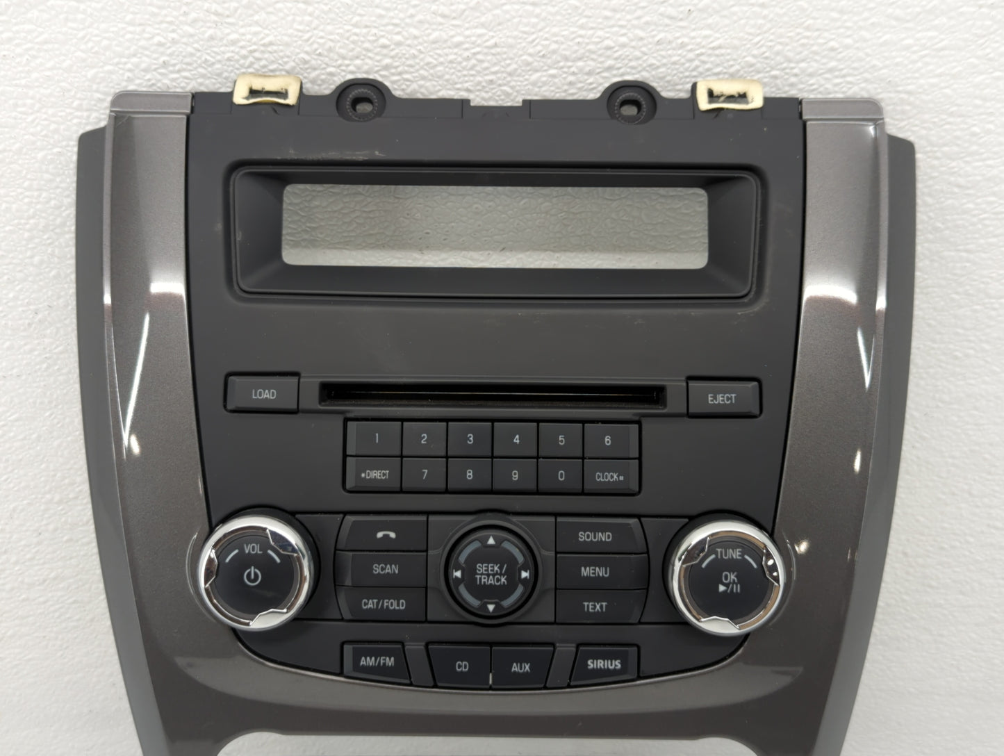 2010-2012 Ford Fusion Radio Control Panel - Oemusedautoparts1.com