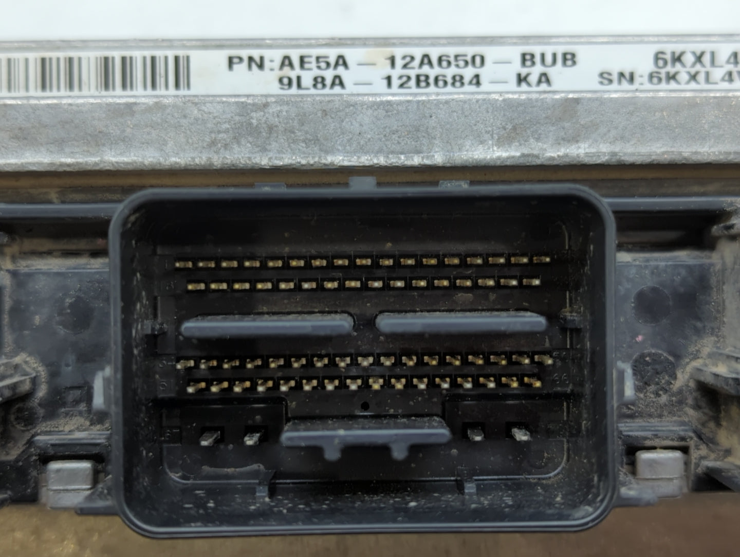 2010 Ford Fusion PCM Engine Control Computer ECU ECM PCU OEM P/N:AE5A-12A650-BUB AE5A-12A650-BAA, AE5A-12A650-BTB Fits OEM U