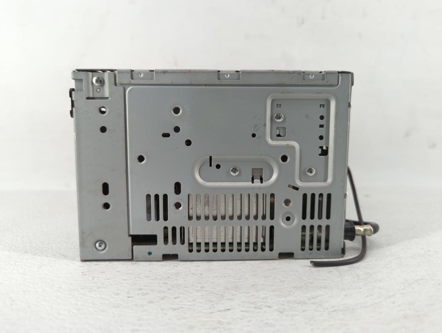 2010 Ford Fusion Radio AM FM Cd Player Receiver Replacement P/N:9E5T-19C157-AB 9E5T-19C157-AC, 9E5T-19C157-AE Fits OEM Used 