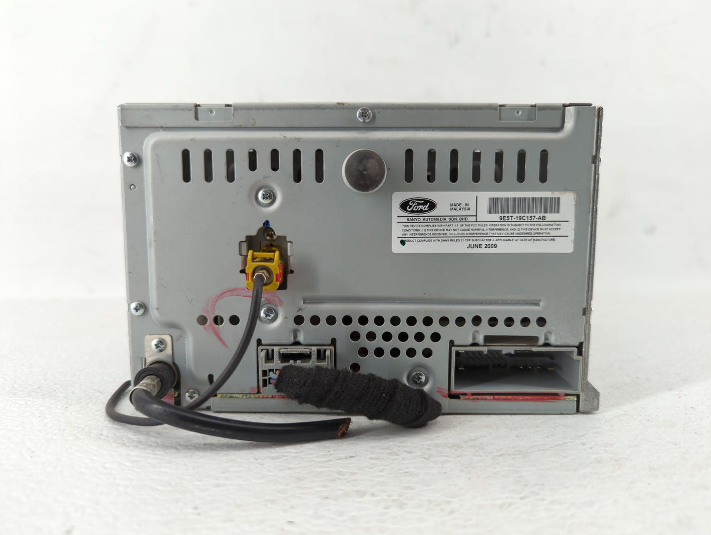 2010 Ford Fusion Radio AM FM Cd Player Receiver Replacement P/N:9E5T-19C157-AB 9E5T-19C157-AC, 9E5T-19C157-AE Fits OEM Used 