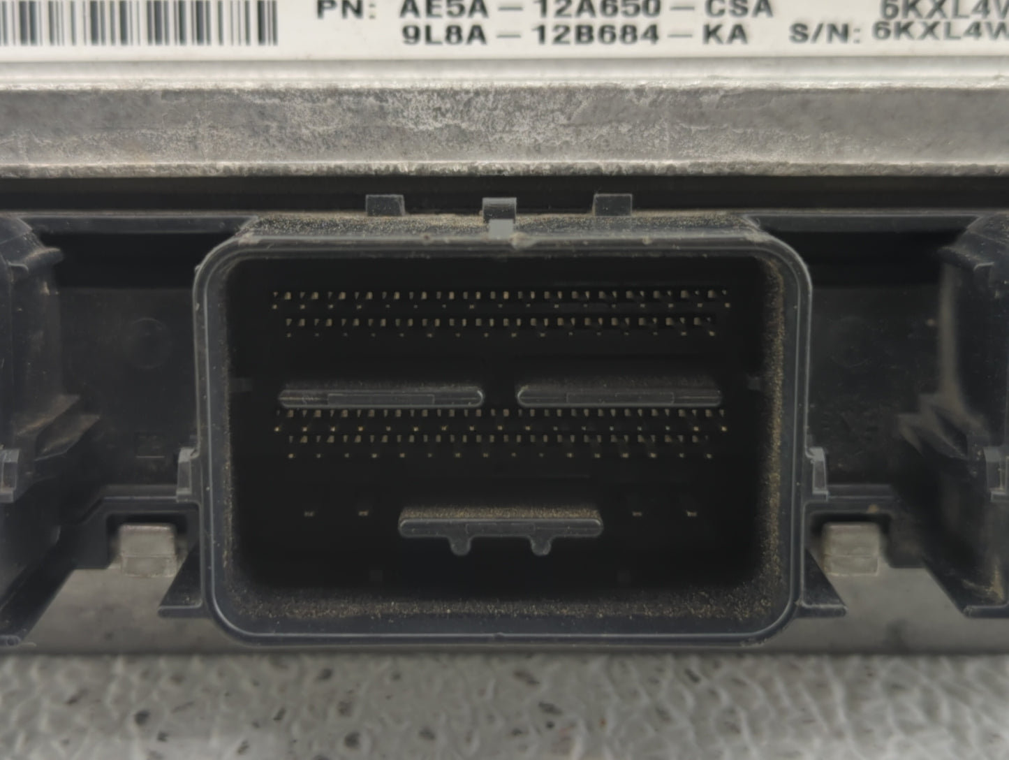 2010 Ford Fusion PCM Engine Control Computer ECU ECM PCU OEM P/N:9L8A-12B684-KA AE5A-12A650-CRA, AE5A-12A650-CSA Fits OEM Us