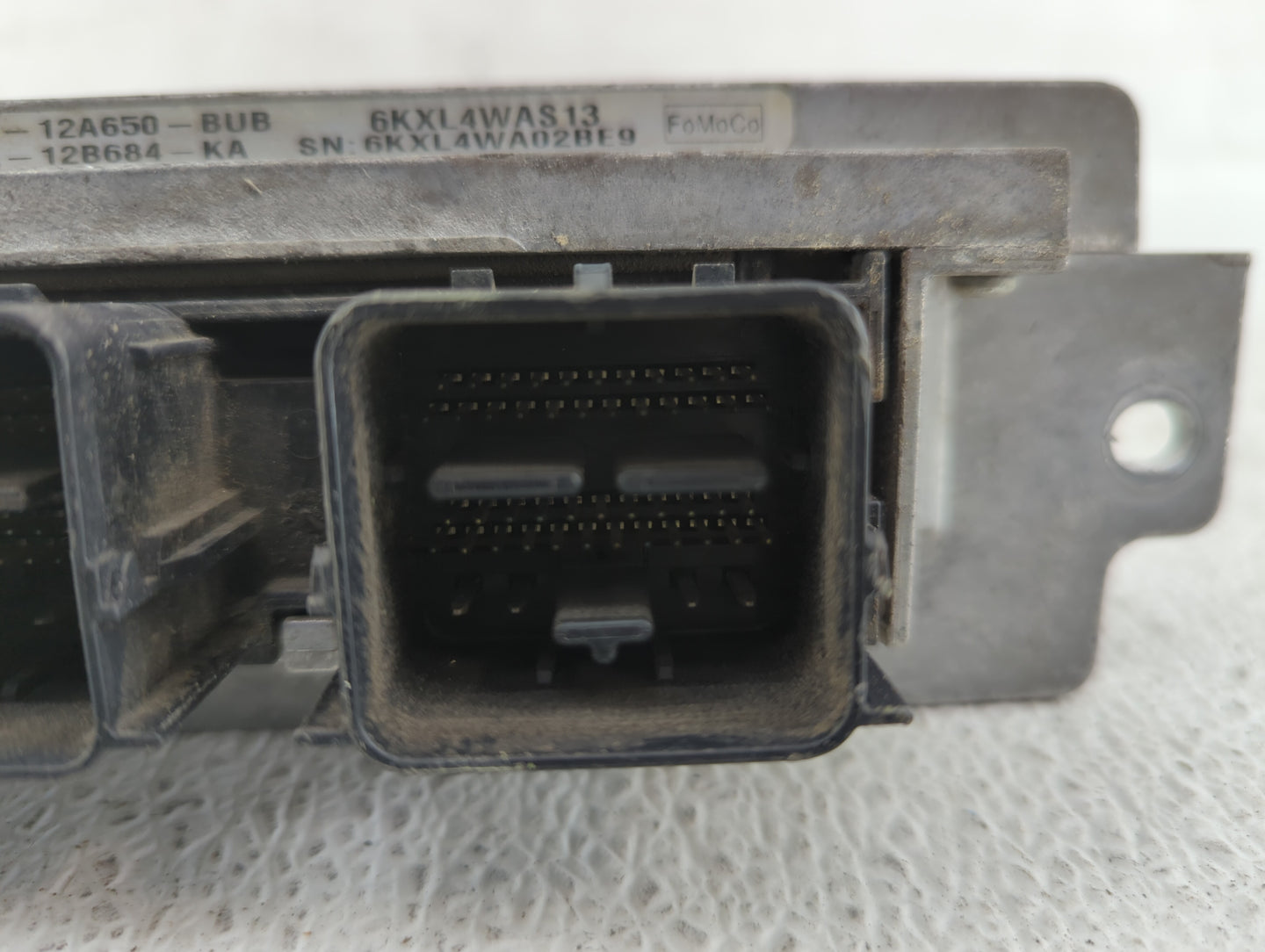 2010 Ford Fusion PCM Engine Control Computer ECU ECM PCU OEM P/N:9L8A-12B684-KA AE5A-12A650-CSA, AE5A-12A650-BUB Fits OEM Us