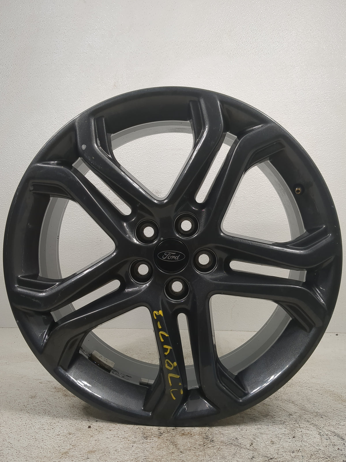 2010-2012 Ford Fusion Oem Wheel Rim - Oemusedautoparts1.com
