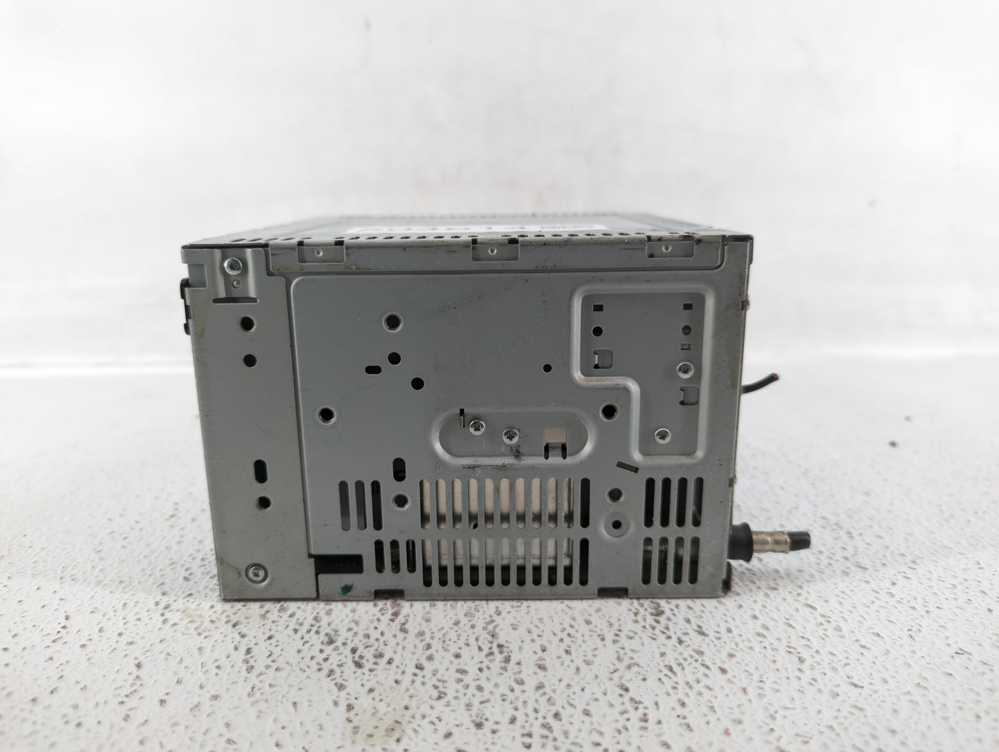 2010 Ford Fusion Radio AM FM Cd Player Receiver Replacement P/N:BE5T-19C157-AA 9E5T-19C107-AC Fits OEM Used Auto Parts - Oem