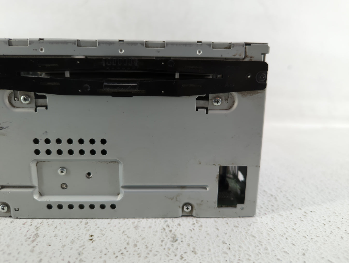 2010 Ford Fusion Radio AM FM Cd Player Receiver Replacement P/N:BE5T-19C157-AA 9E5T-19C107-AC Fits OEM Used Auto Parts - Oem