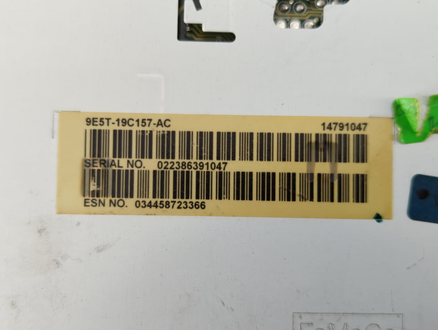 2010-2010 Ford Fusion Am Fm Cd Player Radio Receiver - Oemusedautoparts1.com