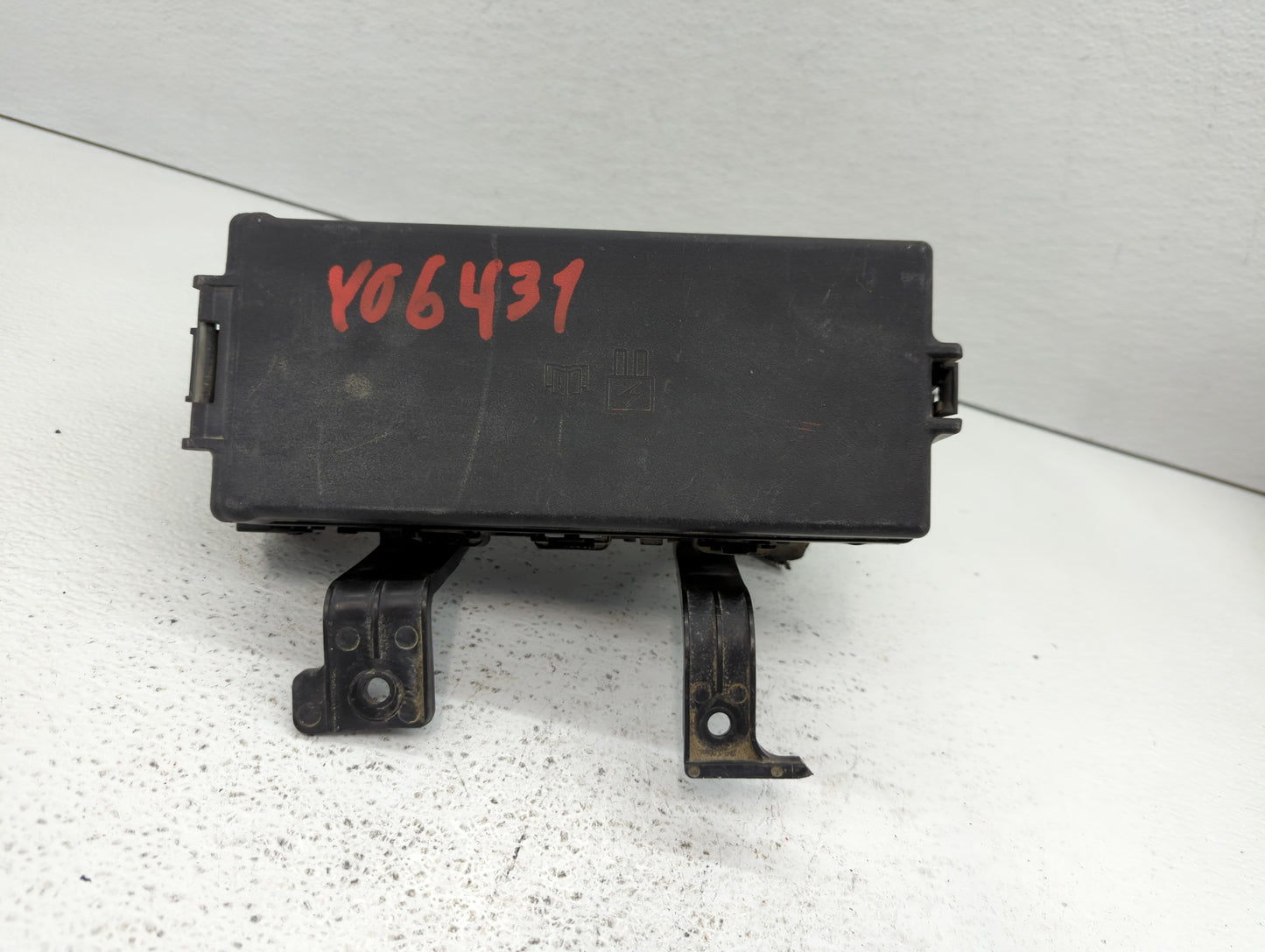 2010-2012 Ford Fusion Fusebox Fuse Box Panel Relay Module P/N:AE5T-14290-C 284B7 5NA0C Fits Fits 2010 2011 2012 OEM Used Aut