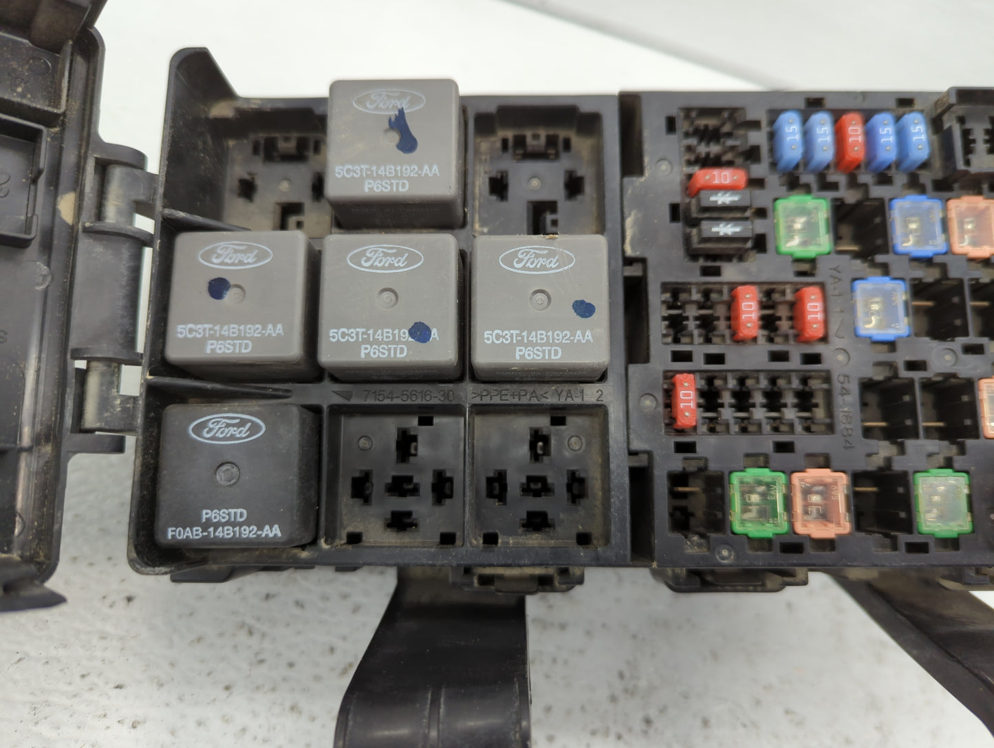 2010-2012 Ford Fusion Fusebox Fuse Box Panel Relay Module P/N:AE5T-14290-C 284B7 5NA0C Fits Fits 2010 2011 2012 OEM Used Aut