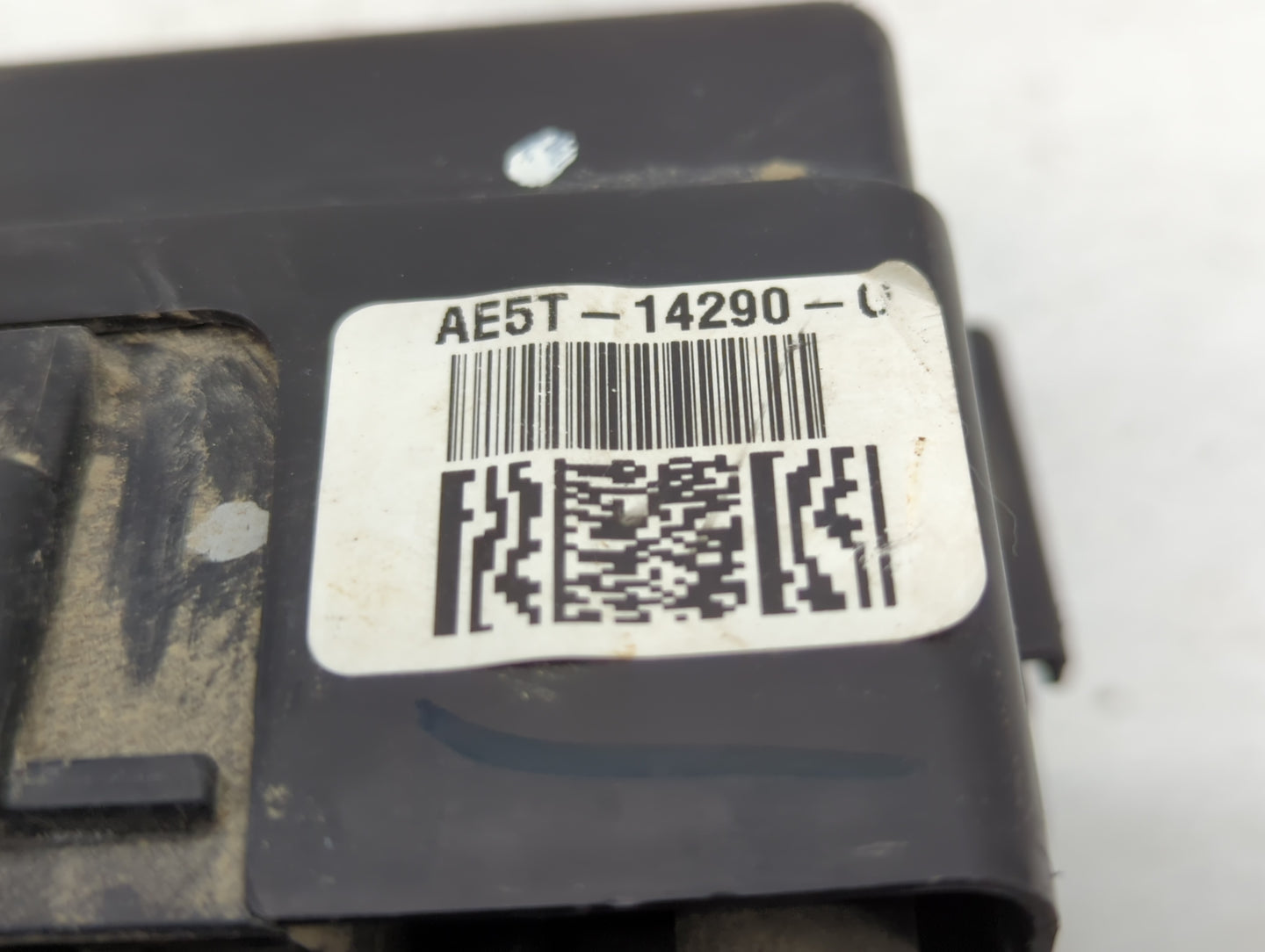 2010-2012 Ford Fusion Fusebox Fuse Box Panel Relay Module P/N:AE5T-14290-C BH6T-14290-B Fits Fits 2010 2011 2012 OEM Used Au