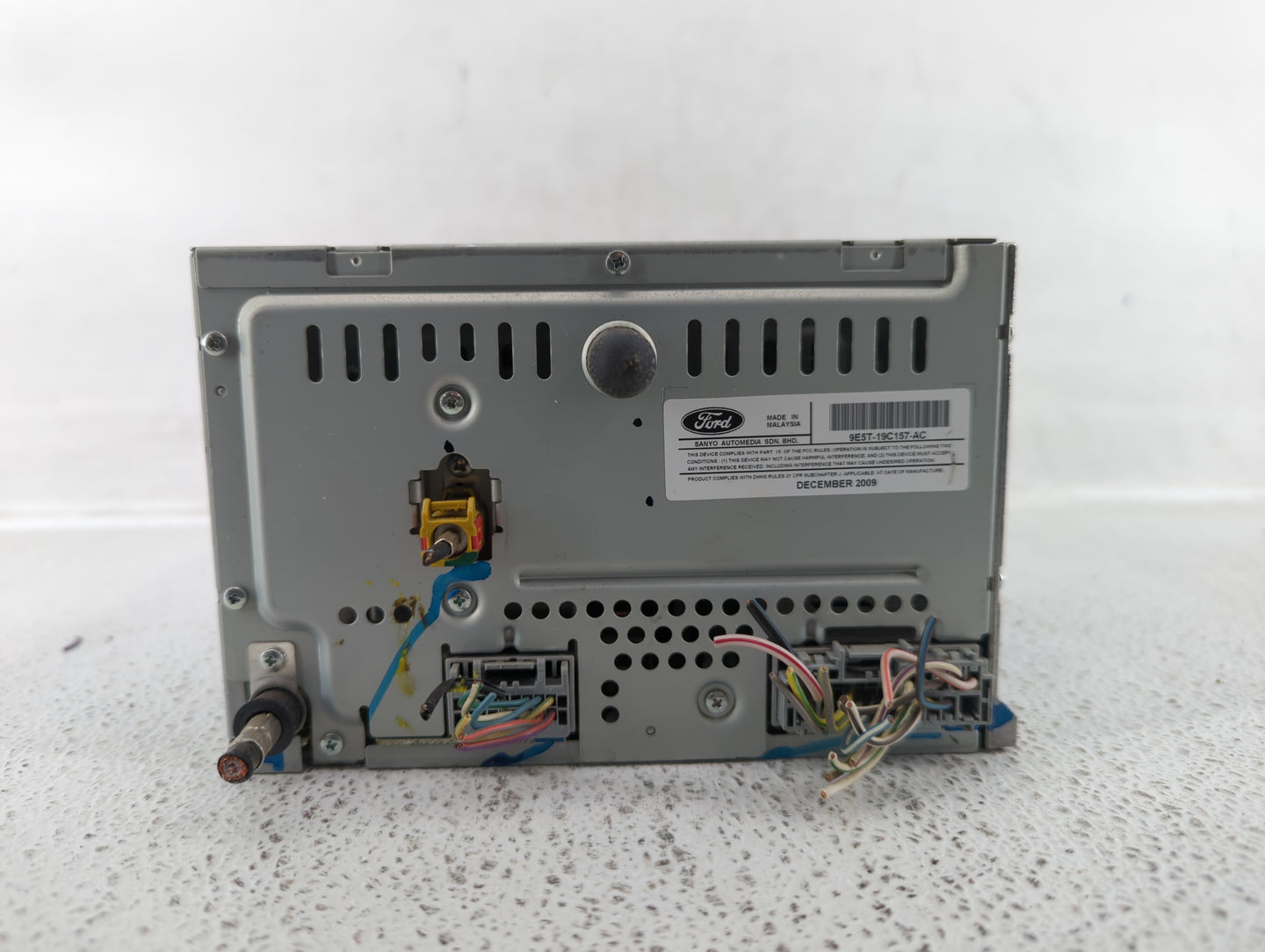 2010 Ford Fusion Radio AM FM Cd Player Receiver Replacement P/N:9E5T-19C157-AC Fits OEM Used Auto Parts - Oemusedautoparts1.