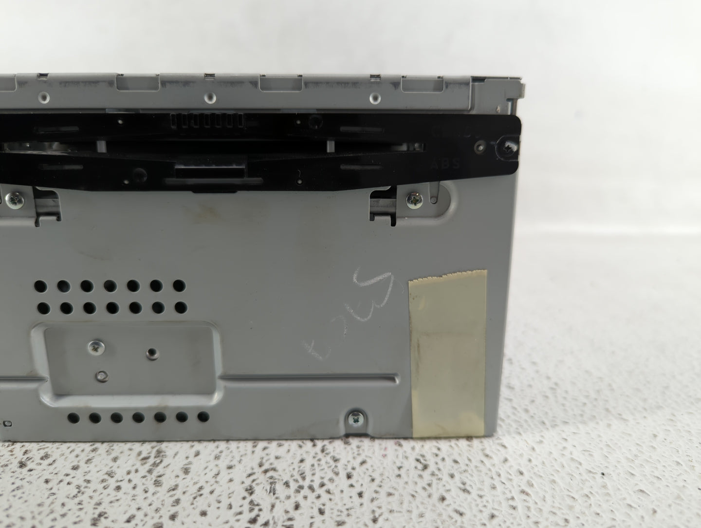 2010-2010 Ford Fusion Am Fm Cd Player Radio Receiver - Oemusedautoparts1.com