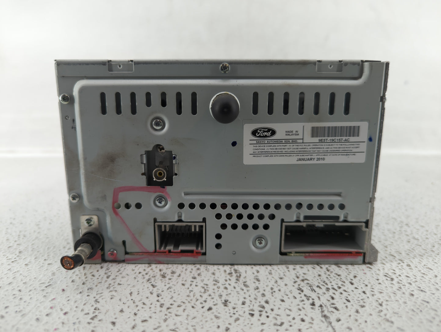 2010-2010 Ford Fusion Am Fm Cd Player Radio Receiver - Oemusedautoparts1.com