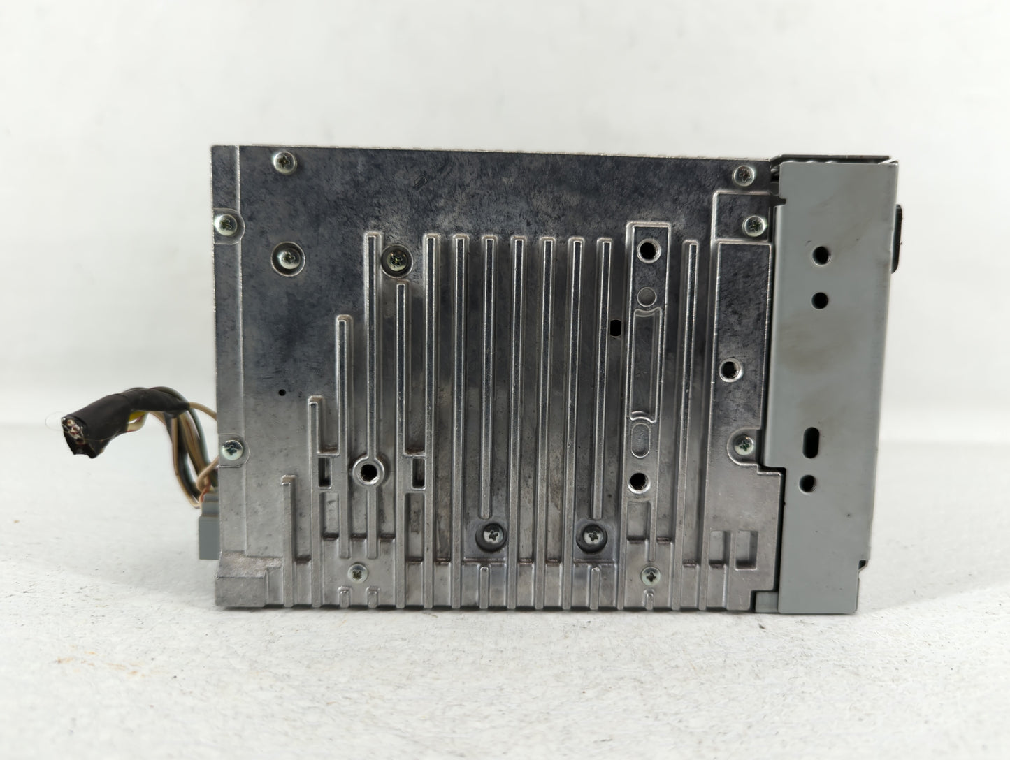 2010-2010 Ford Fusion Am Fm Cd Player Radio Receiver - Oemusedautoparts1.com