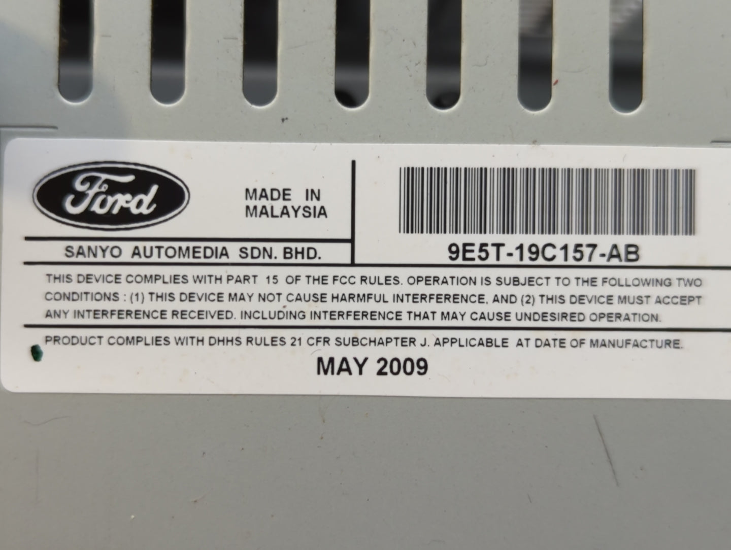 2010-2010 Ford Fusion Am Fm Cd Player Radio Receiver - Oemusedautoparts1.com