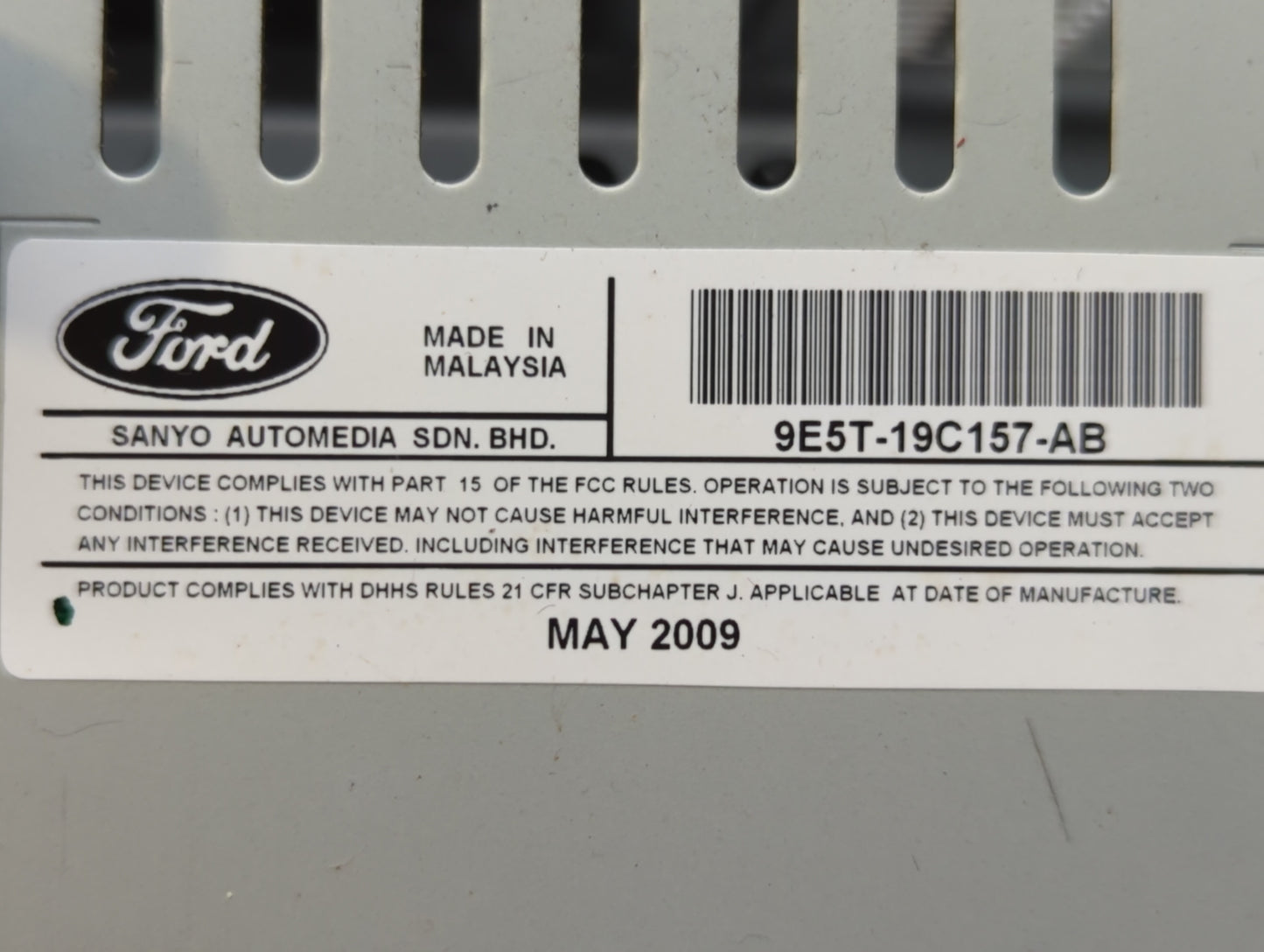 2010-2010 Ford Fusion Am Fm Cd Player Radio Receiver - Oemusedautoparts1.com