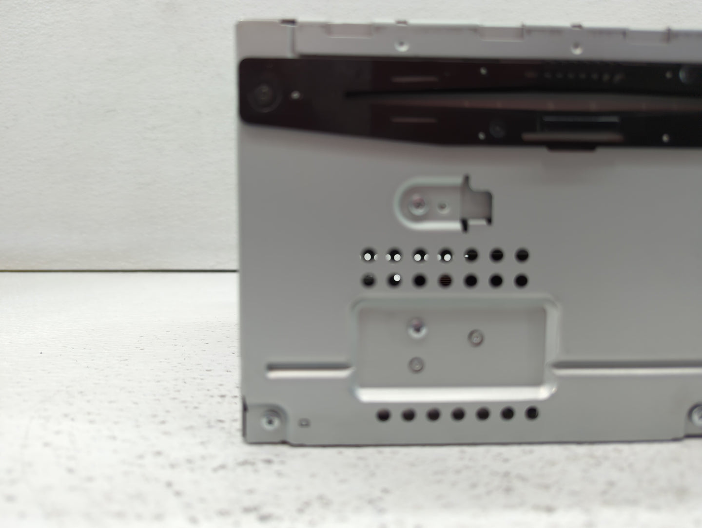 2010 Ford Fusion Radio AM FM Cd Player Receiver Replacement P/N:9E5T-19C158-AC Fits OEM Used Auto Parts - Oemusedautoparts1.