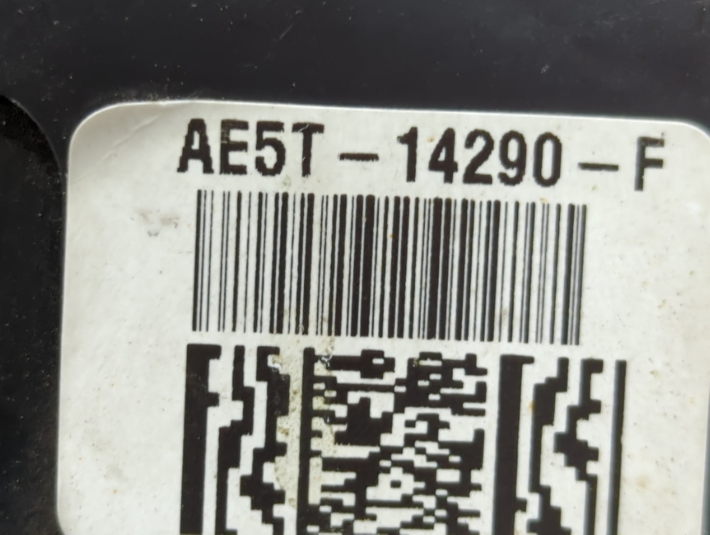 2010-2012 Ford Fusion Fusebox Fuse Box Panel Relay Module P/N:AE5T-14290-F Fits Fits 2010 2011 2012 OEM Used Auto Parts - Oe