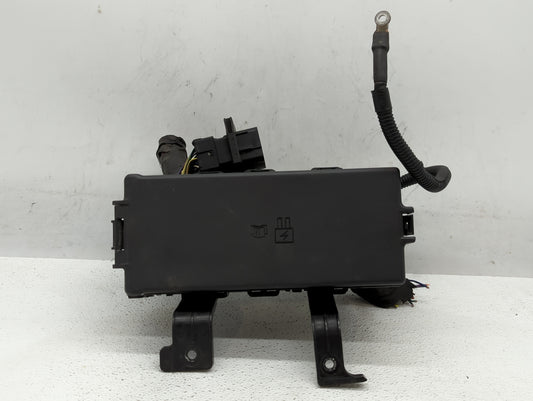 2010-2012 Ford Fusion Fusebox Fuse Box Panel Relay Module P/N:AE5T-14290-E Fits Fits 2010 2011 2012 OEM Used Auto Parts - Oe