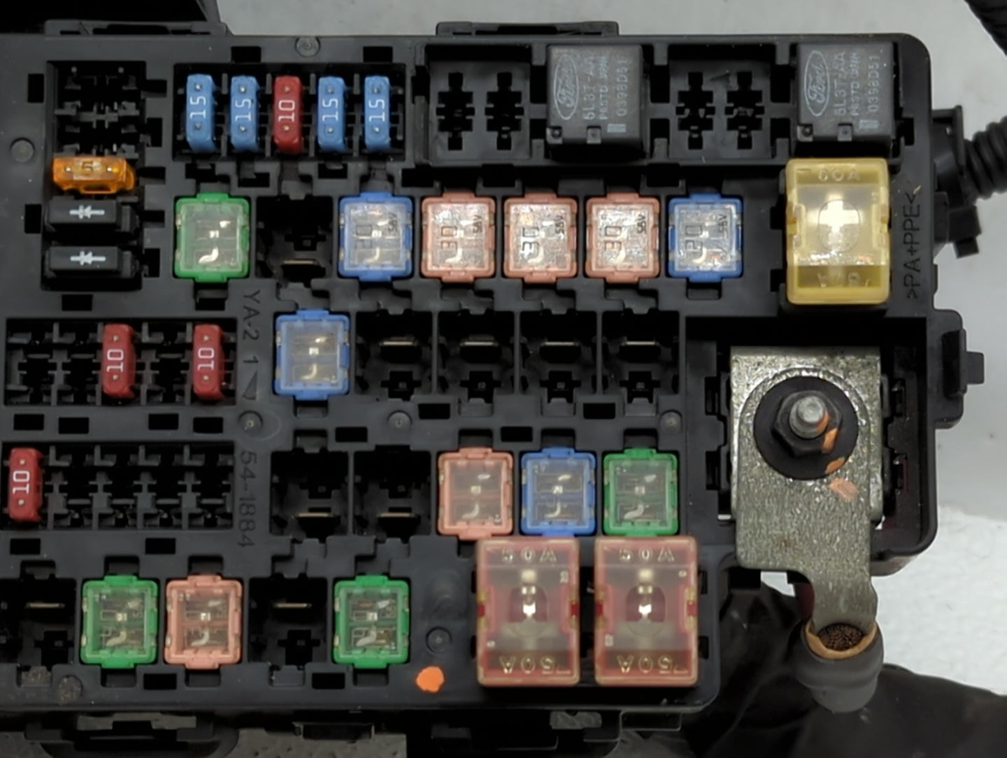 2010-2012 Ford Fusion Fusebox Fuse Box Panel Relay Module P/N:AE5T-14290-E Fits Fits 2010 2011 2012 OEM Used Auto Parts - Oe