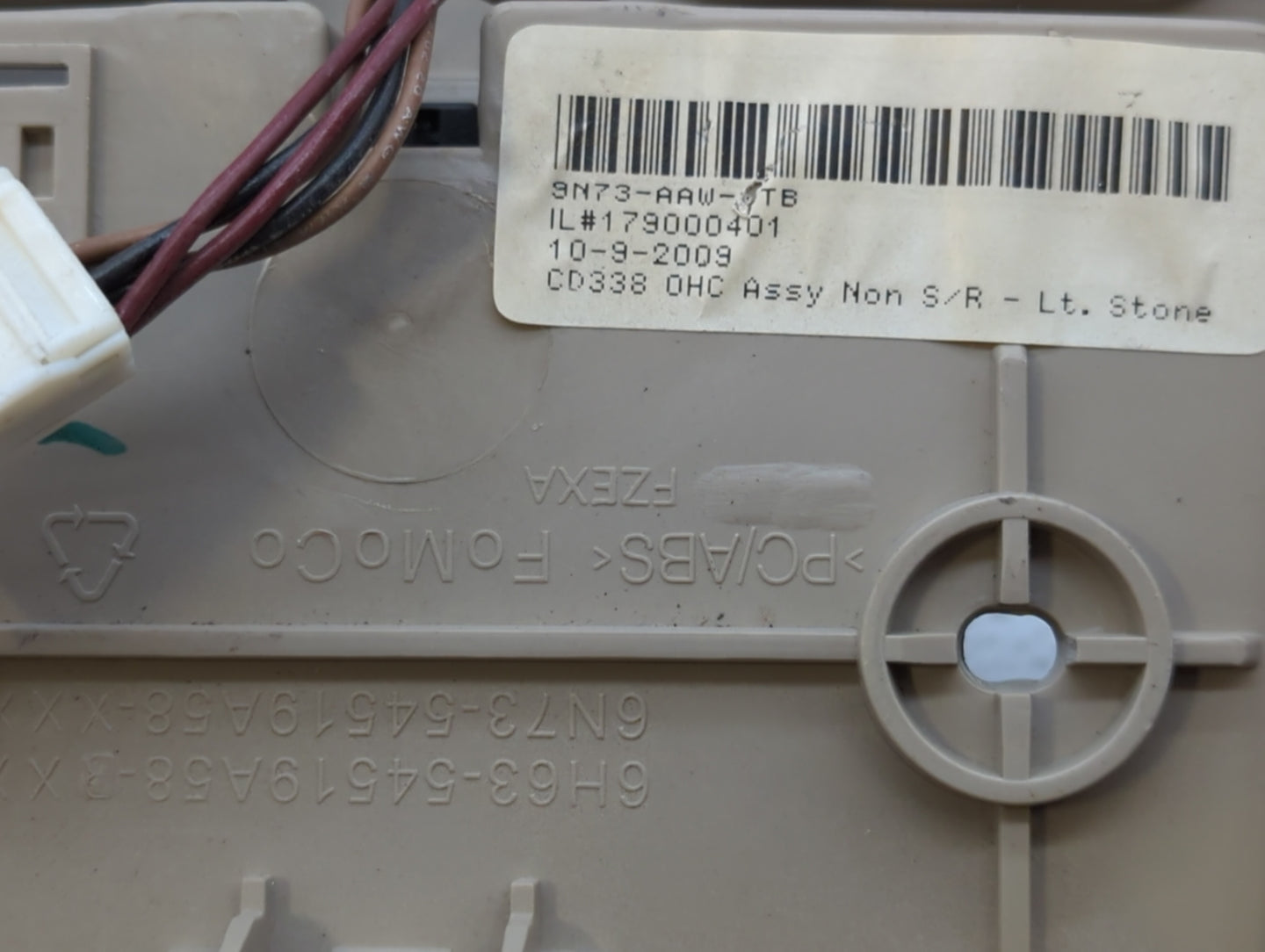 2010 Ford Fusion Overhead Roof Console - Oemusedautoparts1.com