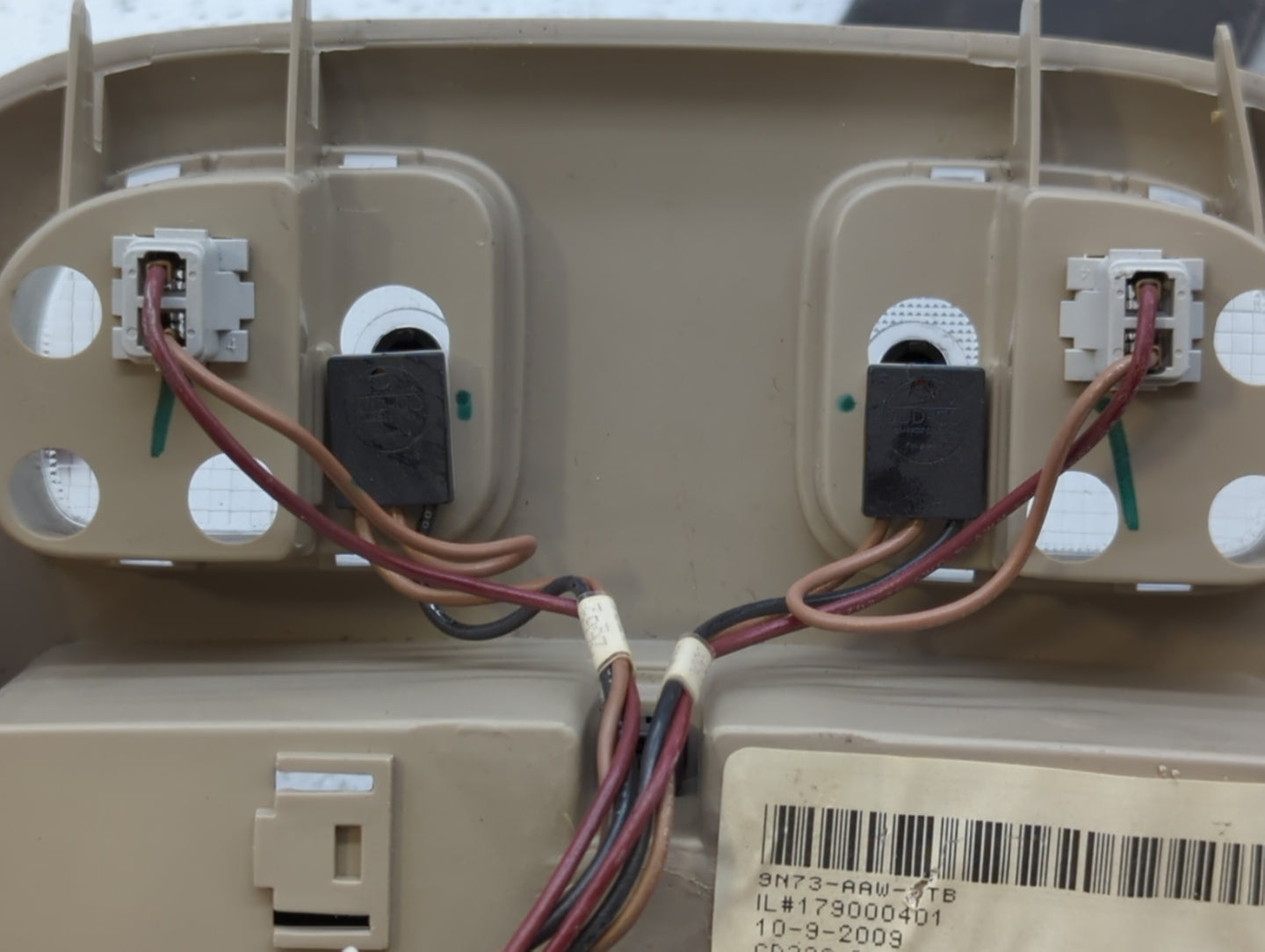 2010 Ford Fusion Overhead Roof Console - Oemusedautoparts1.com