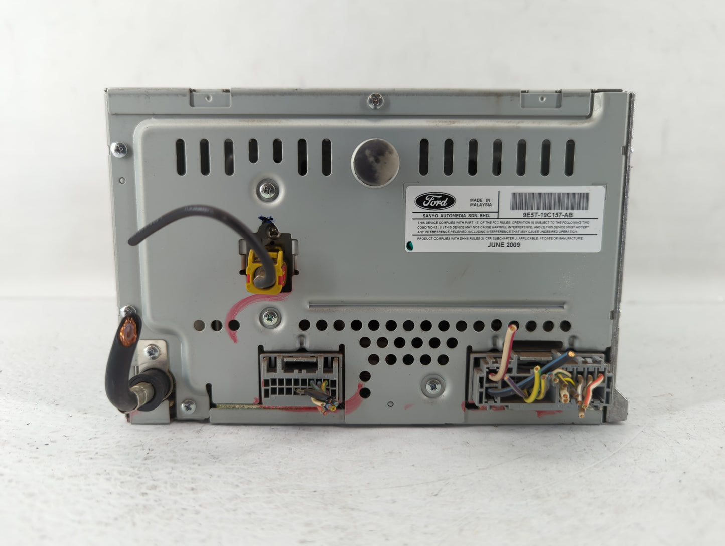 2010-2010 Ford Fusion Am Fm Cd Player Radio Receiver - Oemusedautoparts1.com