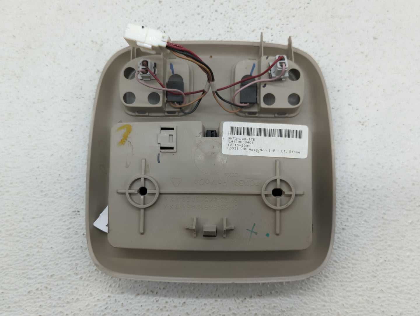 2010 Ford Fusion Overhead Roof Console - Oemusedautoparts1.com