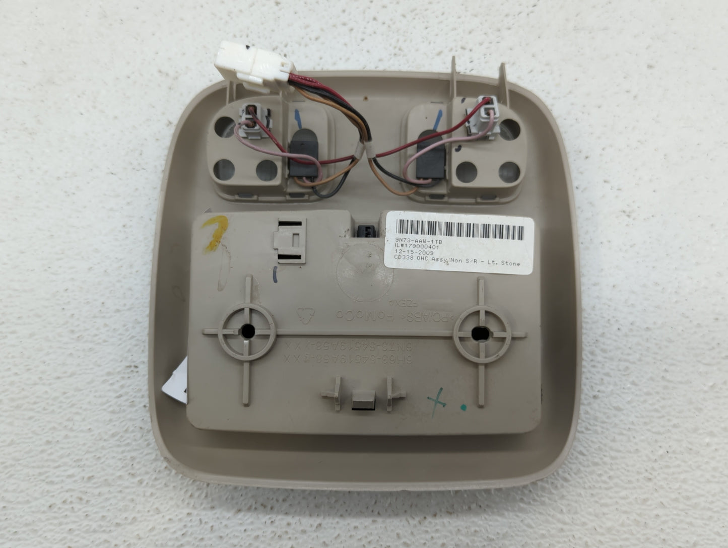 2010 Ford Fusion Overhead Roof Console - Oemusedautoparts1.com