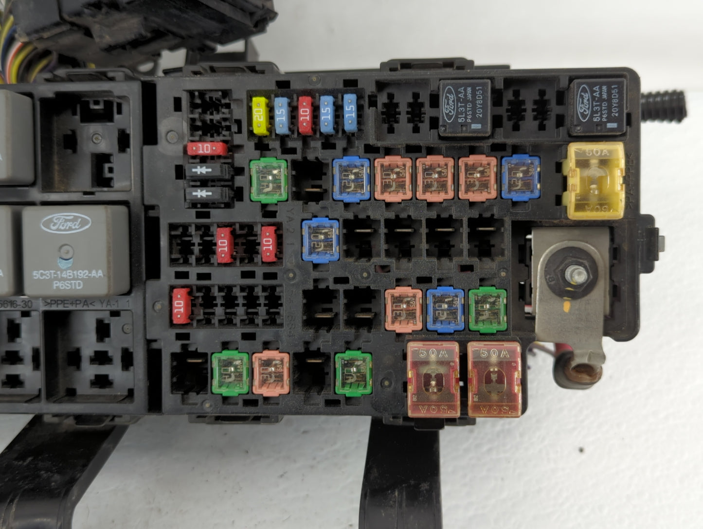 2010-2012 Ford Fusion Fusebox Fuse Box Panel Relay Module P/N:AE5T-14290-F Fits Fits 2010 2011 2012 OEM Used Auto Parts - Oe