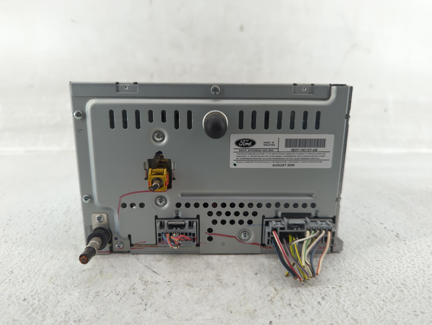 2010-2010 Ford Fusion Am Fm Cd Player Radio Receiver - Oemusedautoparts1.com