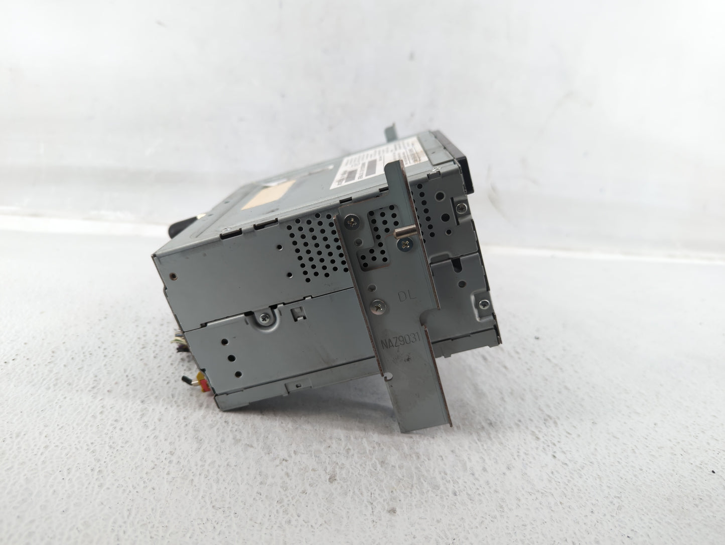 2010 Ford Fusion Radio AM FM Cd Player Receiver Replacement Fits OEM Used Auto Parts - Oemusedautoparts1.com
