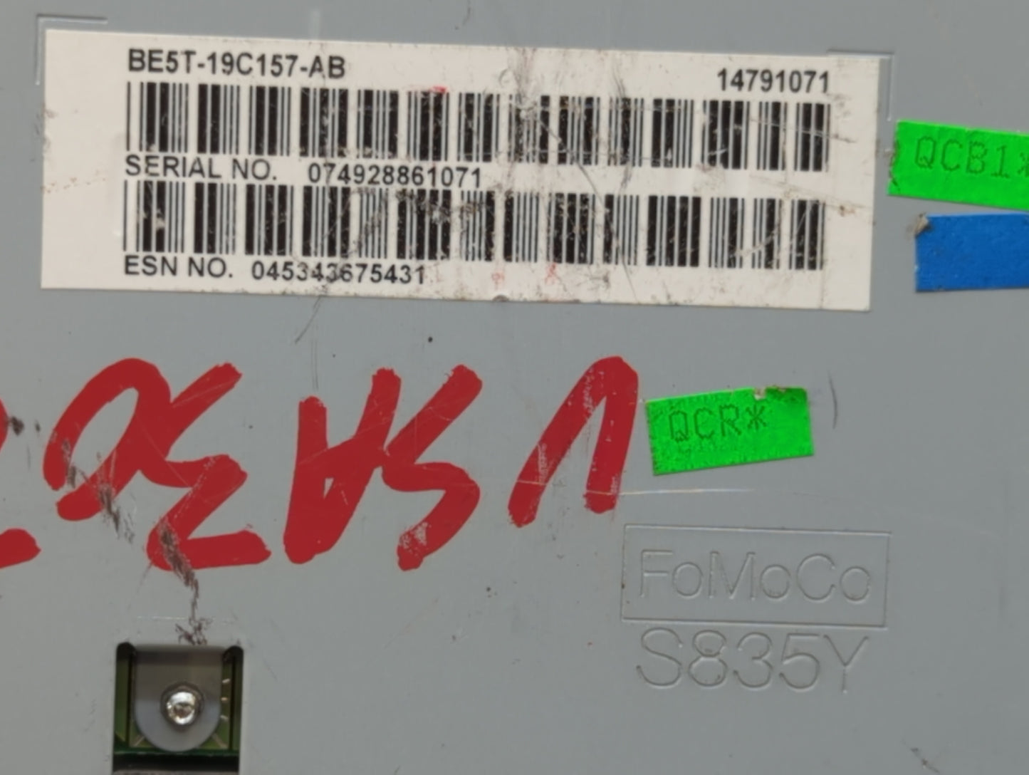 2010 Ford Fusion Radio AM FM Cd Player Receiver Replacement P/N:BE5T-19C157-AB 9E5T-18A802-AE Fits OEM Used Auto Parts - Oem