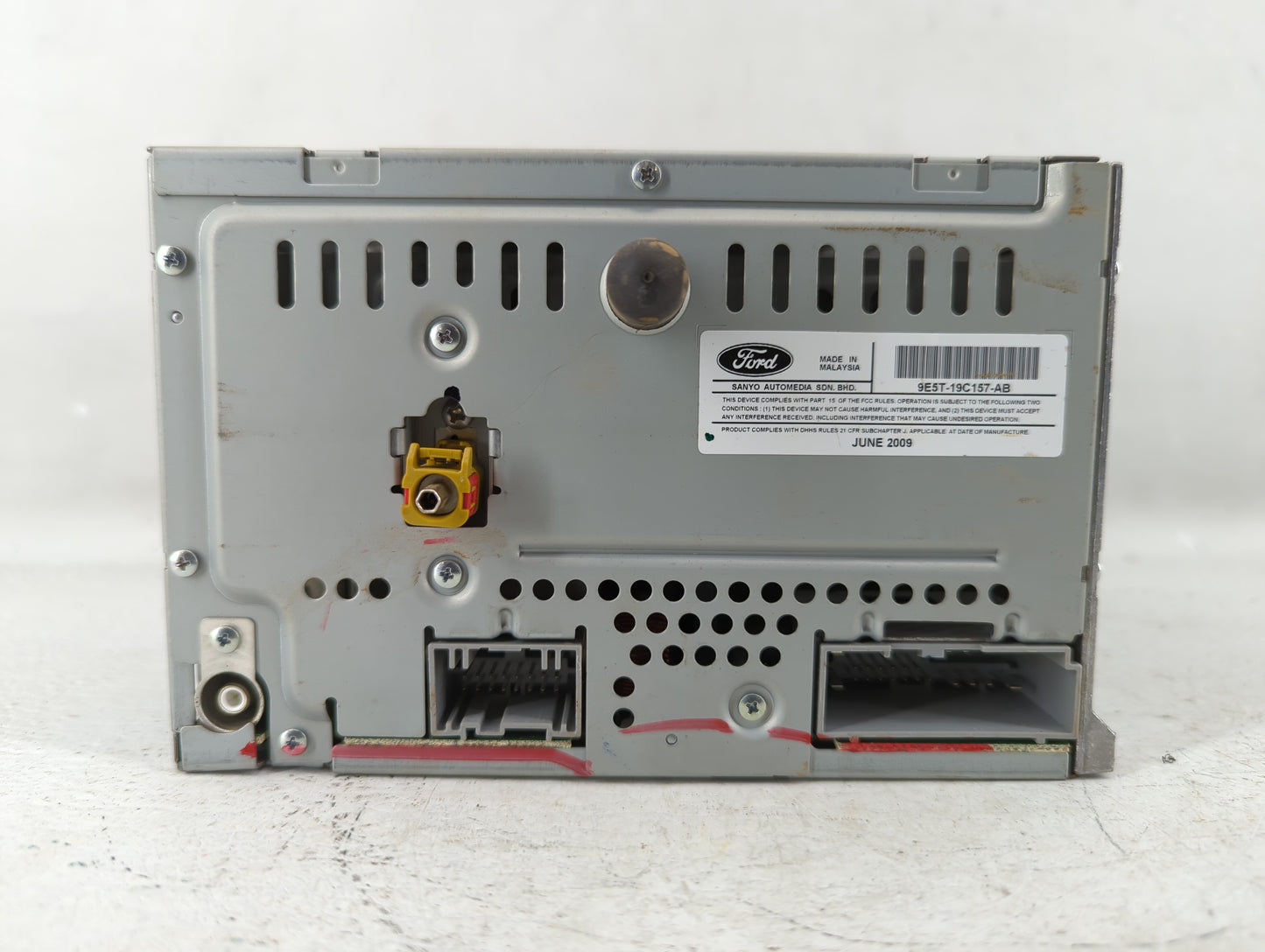 2010-2010 Ford Fusion Am Fm Cd Player Radio Receiver - Oemusedautoparts1.com